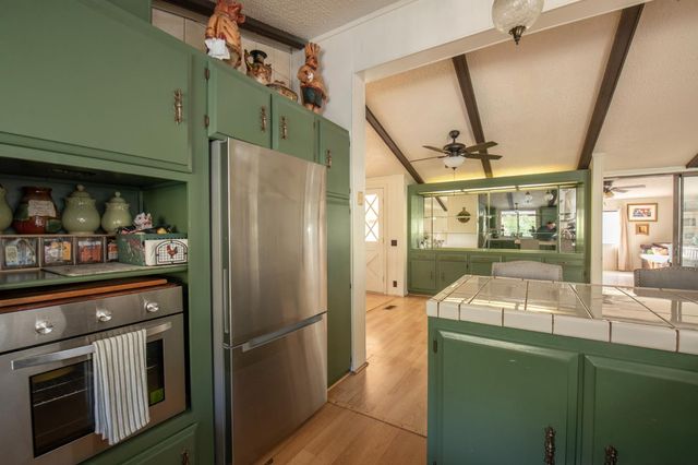 1351 Rector Lane, Yokuts Valley, CA 93675