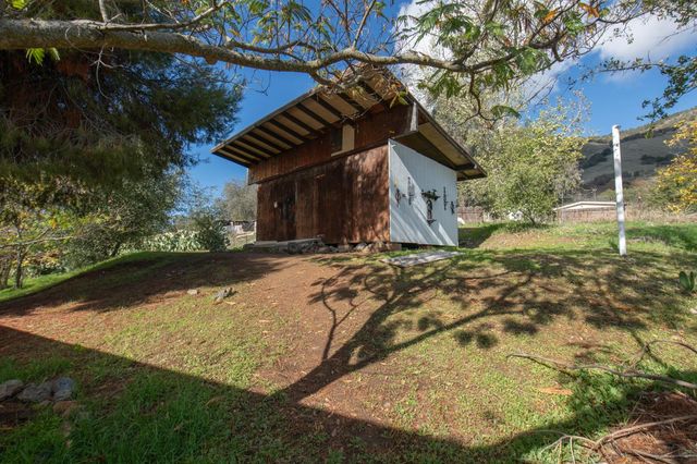 1351 Rector Lane, Yokuts Valley, CA 93675