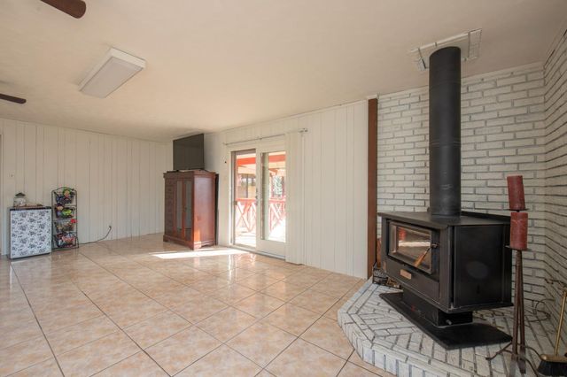 1351 Rector Lane, Yokuts Valley, CA 93675