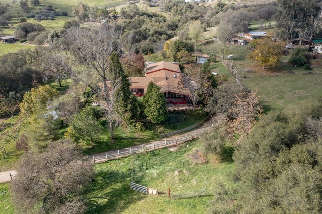 1351 Rector Lane, Yokuts Valley, CA 93675