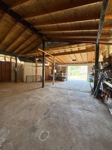 1351 Rector Lane, Yokuts Valley, CA 93675