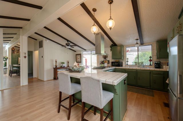 1351 Rector Lane, Yokuts Valley, CA 93675