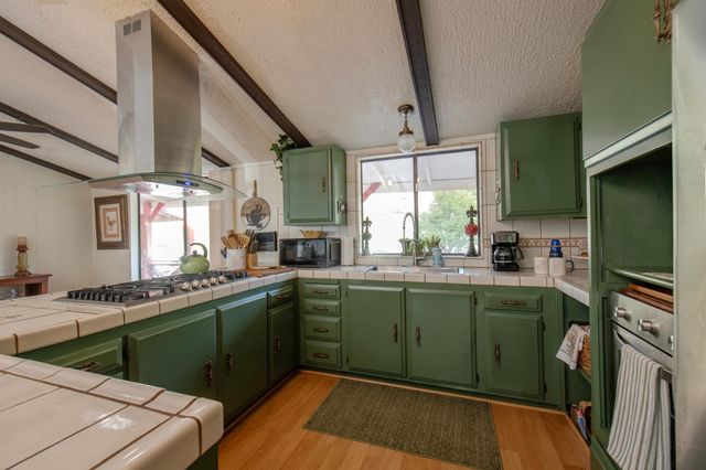 1351 Rector Lane, Yokuts Valley, CA 93675