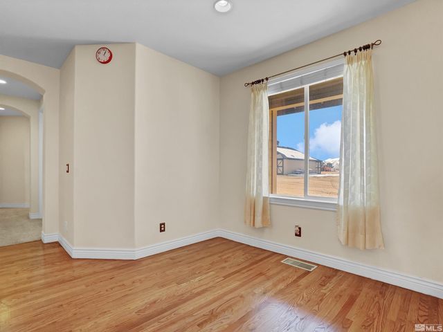 310 Eagle Place, Smith, NV 89430