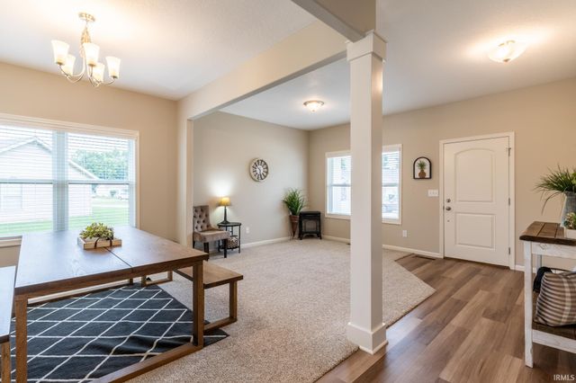 1964 Abbey Court, Huntington, IN 46750