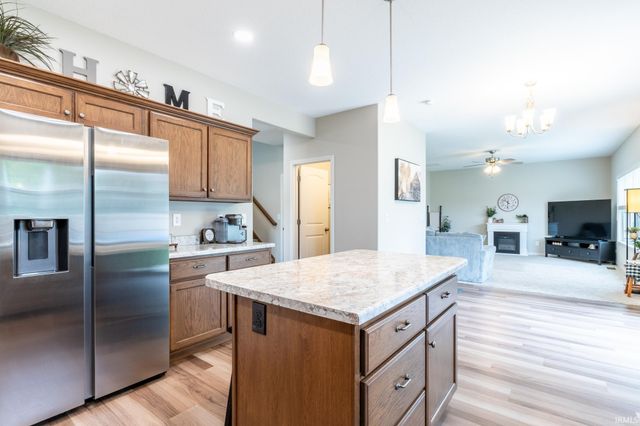 1964 Abbey Court, Huntington, IN 46750