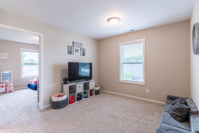 1964 Abbey Court, Huntington, IN 46750