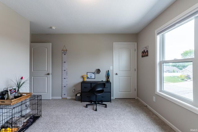 1964 Abbey Court, Huntington, IN 46750