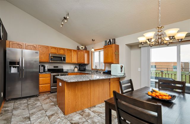 3013 SW Townpark Drive, Ankeny, IA 50023