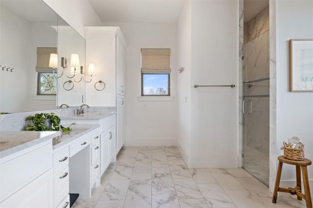 105 Deer Valley DR, Georgetown, TX 78628