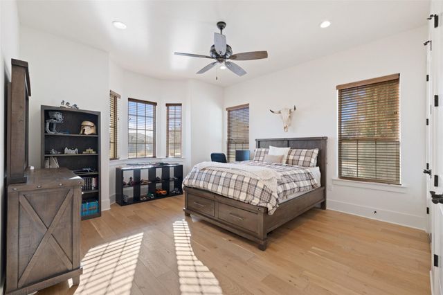 105 Deer Valley DR, Georgetown, TX 78628