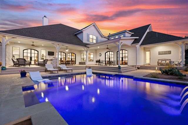 105 Deer Valley DR, Georgetown, TX 78628