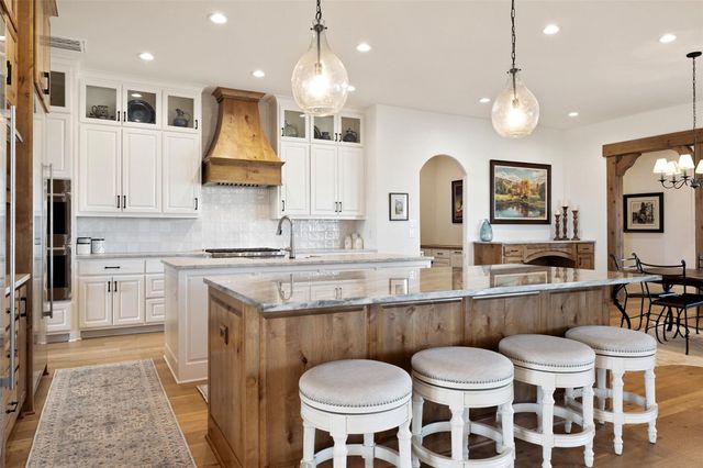 105 Deer Valley DR, Georgetown, TX 78628