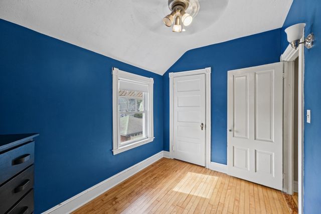 194 Clinton St, New Bedford, MA 02740