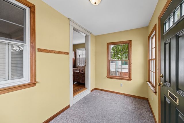 194 Clinton St, New Bedford, MA 02740
