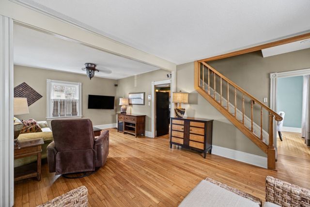 194 Clinton St, New Bedford, MA 02740