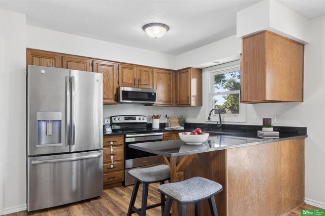 3312 Schuemann Drive, Bellevue, NE 68123