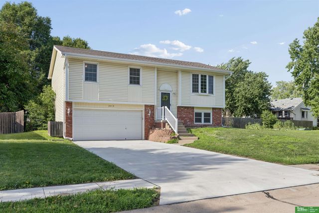 3312 Schuemann Drive, Bellevue, NE 68123
