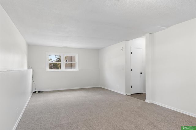 3312 Schuemann Drive, Bellevue, NE 68123