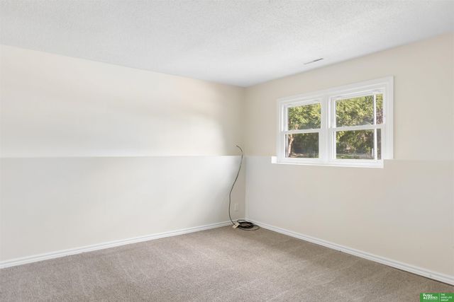 3312 Schuemann Drive, Bellevue, NE 68123