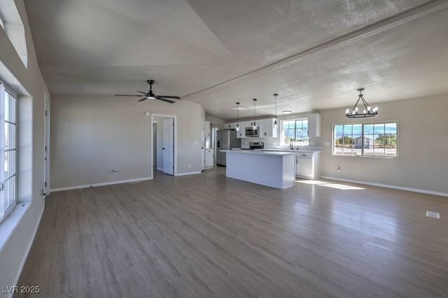 4611 Jackie Street, Pahrump, NV 89048