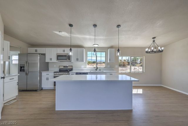 4611 Jackie Street, Pahrump, NV 89048