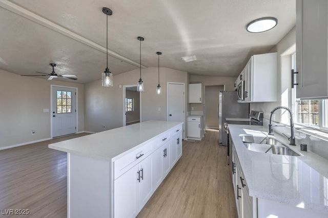 4611 Jackie Street, Pahrump, NV 89048