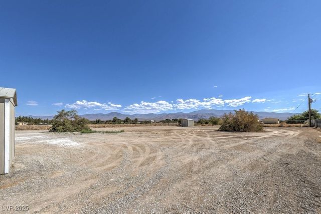 4611 Jackie Street, Pahrump, NV 89048