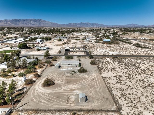 4611 Jackie Street, Pahrump, NV 89048