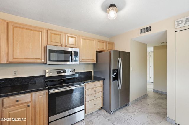 1424 N Rio Sonora, Green Valley, AZ 85614