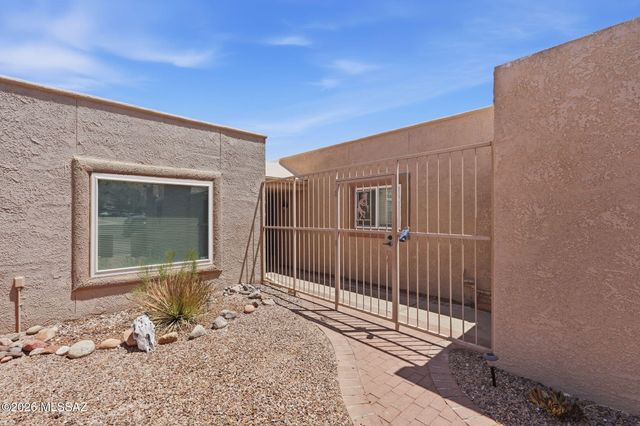 1424 N Rio Sonora, Green Valley, AZ 85614