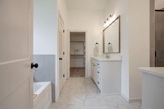 3408 Slate River Drive, Yukon, OK 73099