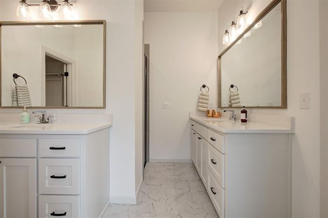 3408 Slate River Drive, Yukon, OK 73099