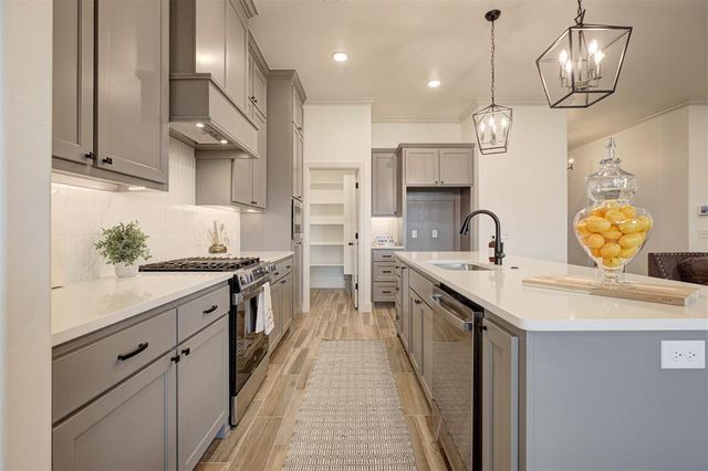 3408 Slate River Drive, Yukon, OK 73099