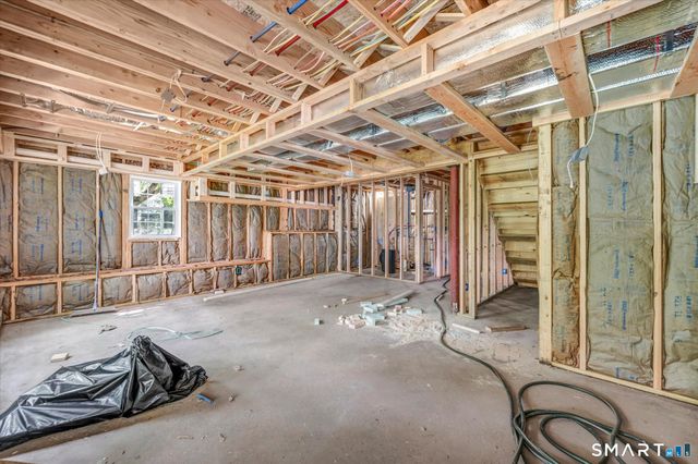 33 Brightwood Lane, West Hartford, CT 06110