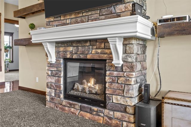 1393 Rolling Glen Drive, Marion, IA 52302