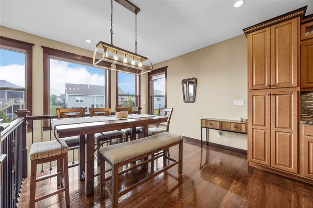 1393 Rolling Glen Drive, Marion, IA 52302