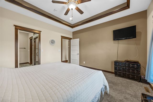 1393 Rolling Glen Drive, Marion, IA 52302