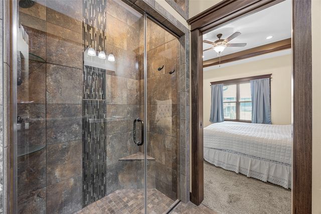 1393 Rolling Glen Drive, Marion, IA 52302