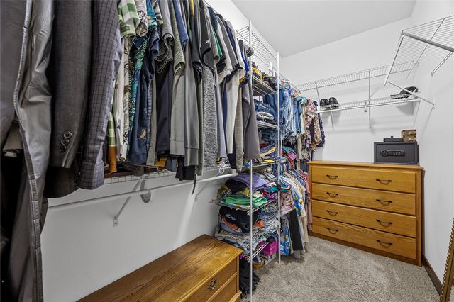 1393 Rolling Glen Drive, Marion, IA 52302
