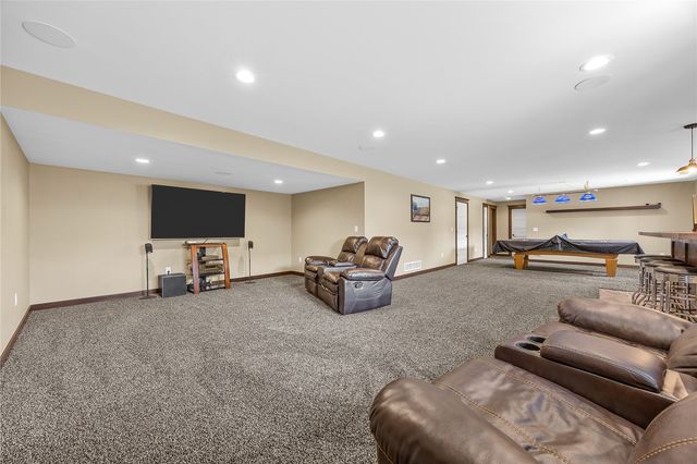 1393 Rolling Glen Drive, Marion, IA 52302