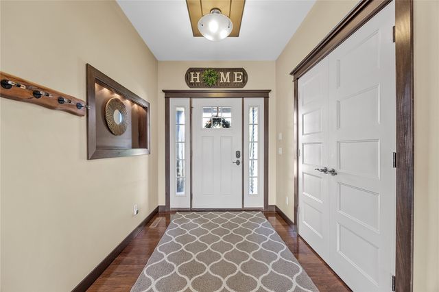 1393 Rolling Glen Drive, Marion, IA 52302