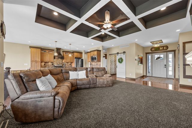 1393 Rolling Glen Drive, Marion, IA 52302