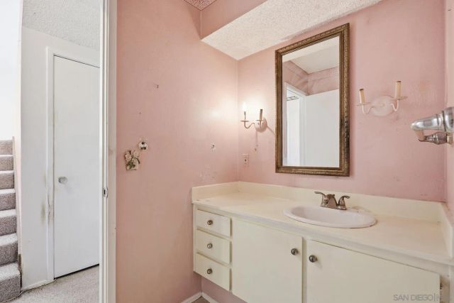 6312 Caminito Luisito, San Diego, CA 92111