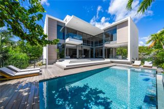 571 Glenridge Road, Key Biscayne, FL 33149