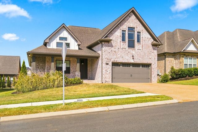 1041 Jackston Mack Way, Gallatin, TN 37066