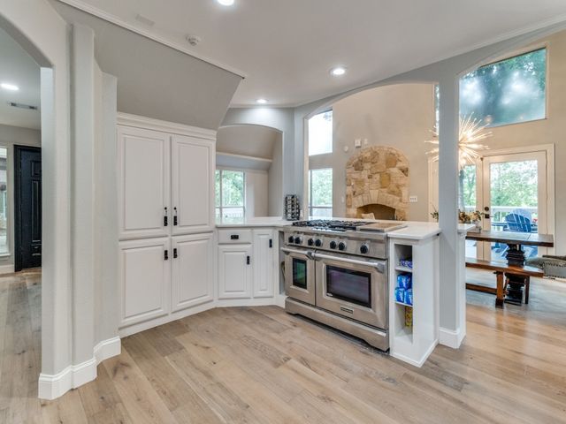 104 Bridlepath Drive, Pottsboro, TX 75076