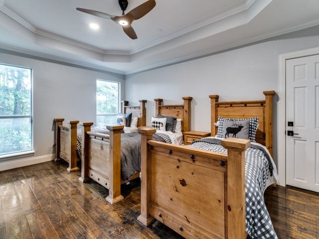 104 Bridlepath Drive, Pottsboro, TX 75076
