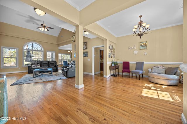 102 Wayfarer Drive, Rocky Point, NC 28457