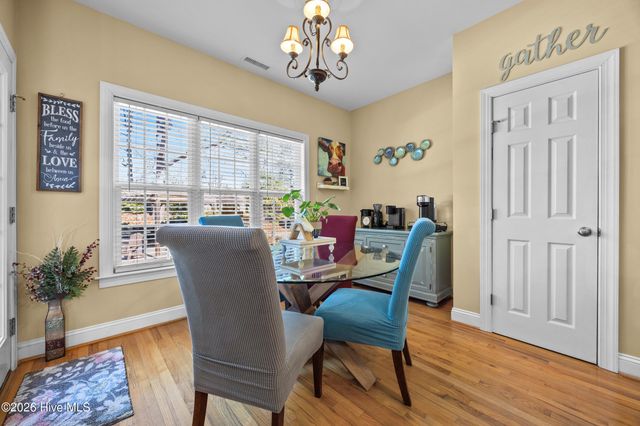 102 Wayfarer Drive, Rocky Point, NC 28457